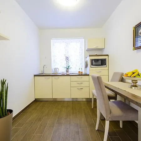 Διαμέρισμα Tara Ντουμπρόβνικ